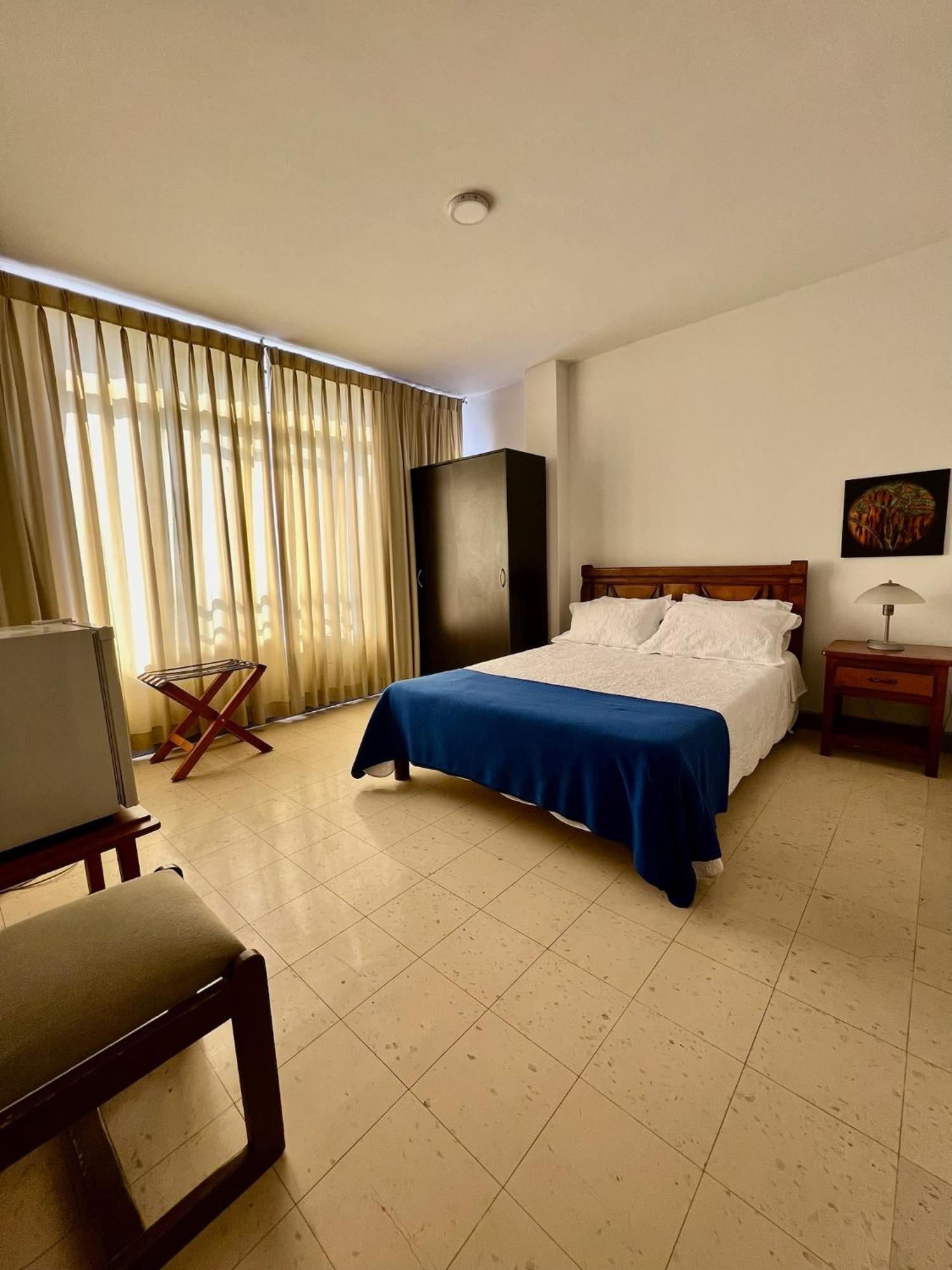 Hotel Armenia Centro Zewnętrze zdjęcie