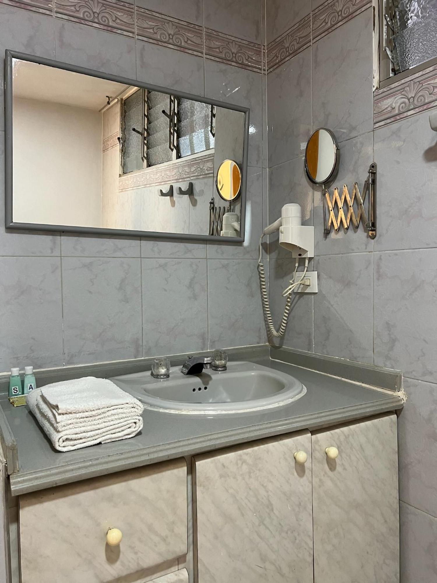 Hotel Armenia Centro Zewnętrze zdjęcie